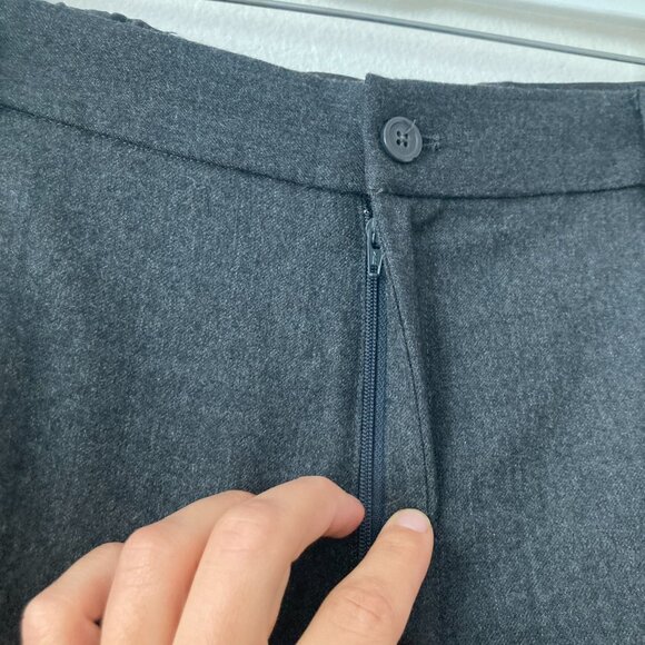 Orvis 100% Wool Flannel Classic Gray Trouser Pants High Rise Minimalist 16 NWT - Picture 5 of 12